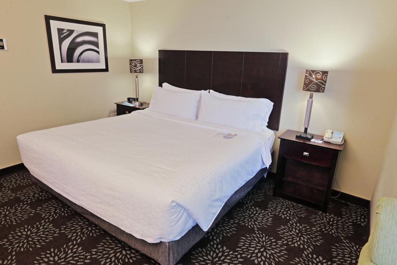 Holiday Inn Express Pittsburgh West - Greentree, An Ihg Hotel Crafton Экстерьер фото