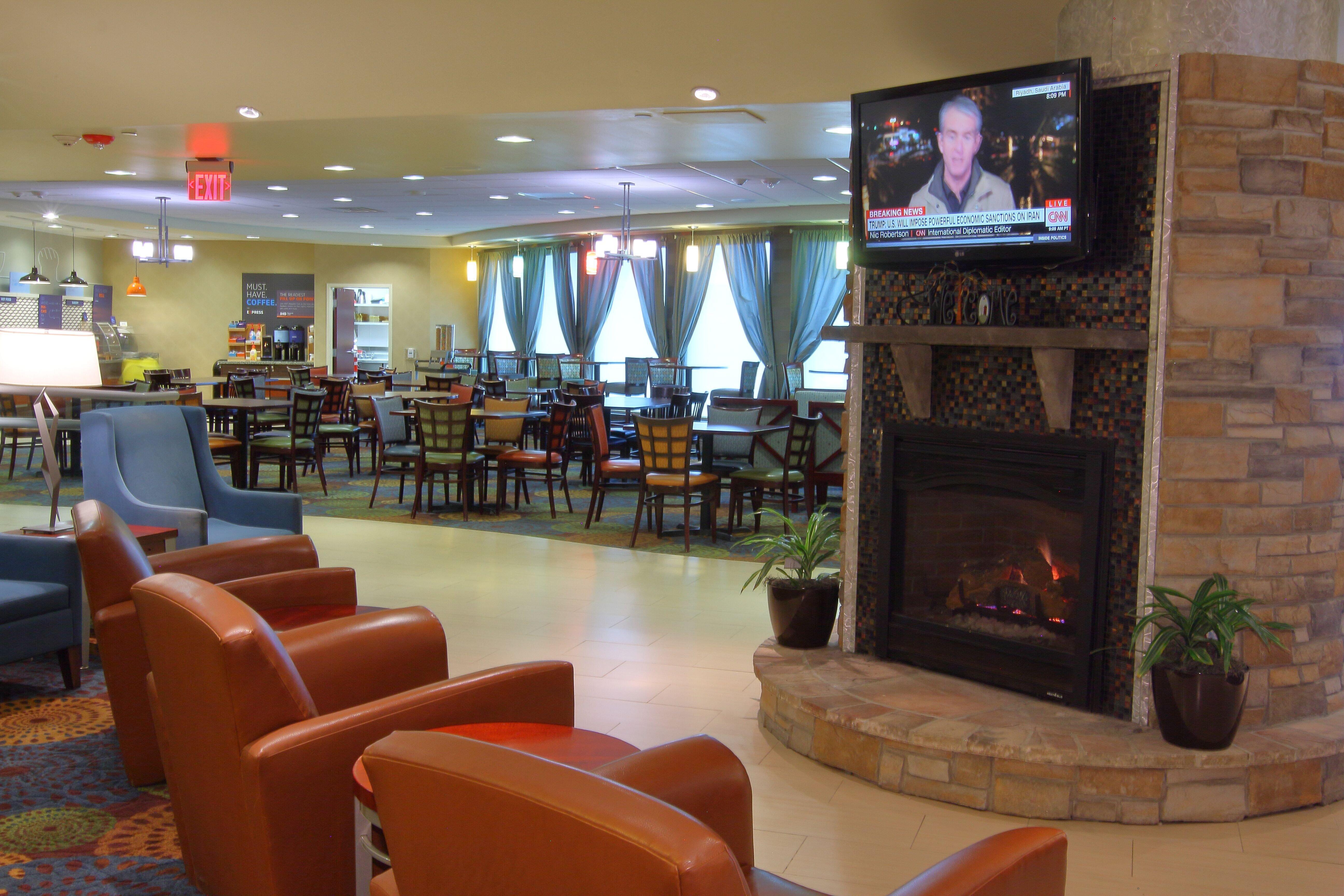 Holiday Inn Express Pittsburgh West - Greentree, An Ihg Hotel Crafton Экстерьер фото