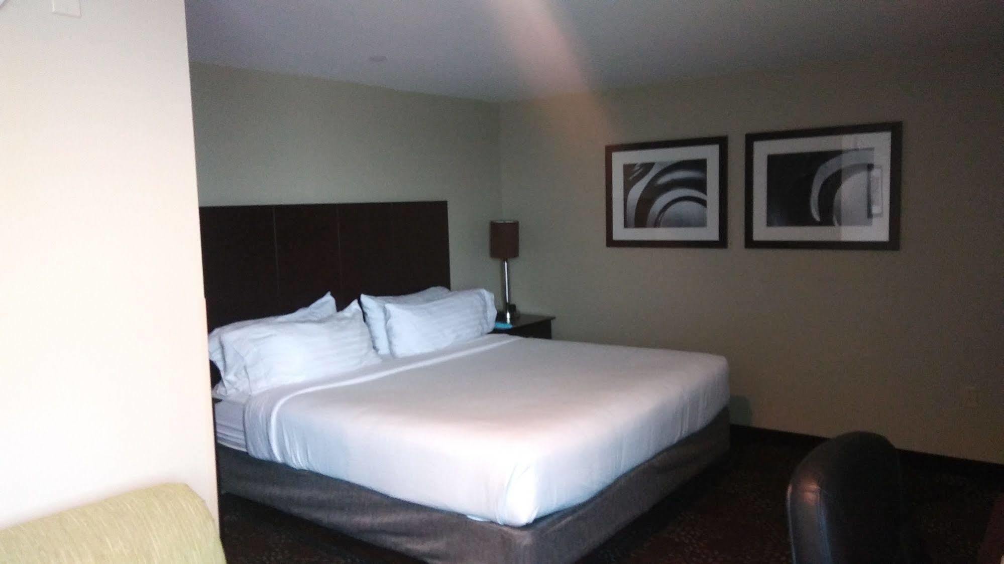 Holiday Inn Express Pittsburgh West - Greentree, An Ihg Hotel Crafton Экстерьер фото