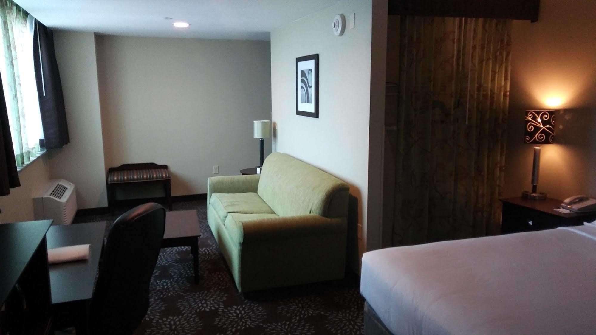 Holiday Inn Express Pittsburgh West - Greentree, An Ihg Hotel Crafton Экстерьер фото